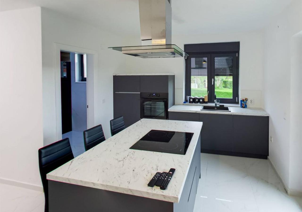 דירות רקוביצה Plitvice House Lina מראה חיצוני תמונה